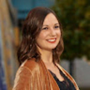 Meet your Posher, Ally